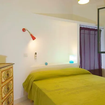 Costa Bianca 3 Apartman *